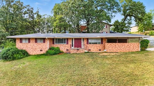 1900 Broken Arrow Dr, North Little Rock, AR, 72118-3725 | Card Image