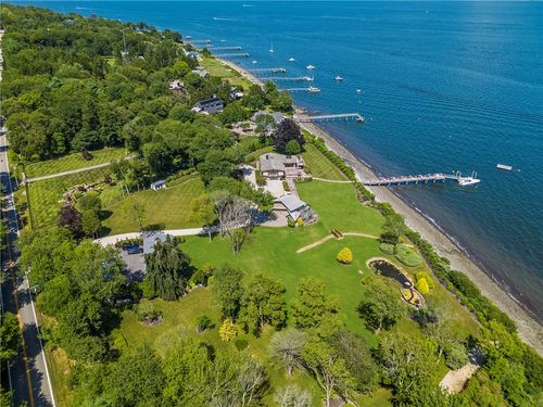 556 E Shore Rd, Jamestown, RI, 02835-1716 | Card Image