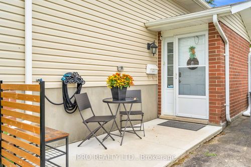 76 Keats Dr, Woodstock, ON, N4S8B8 | Card Image
