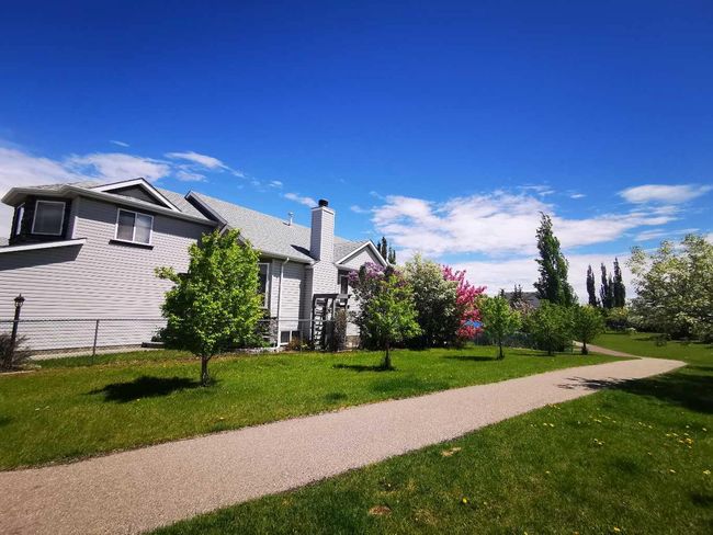 120 Somerglen Common Sw, House other with 5 bedrooms, 3 bathrooms and 4 parking in Calgary AB | Image 40