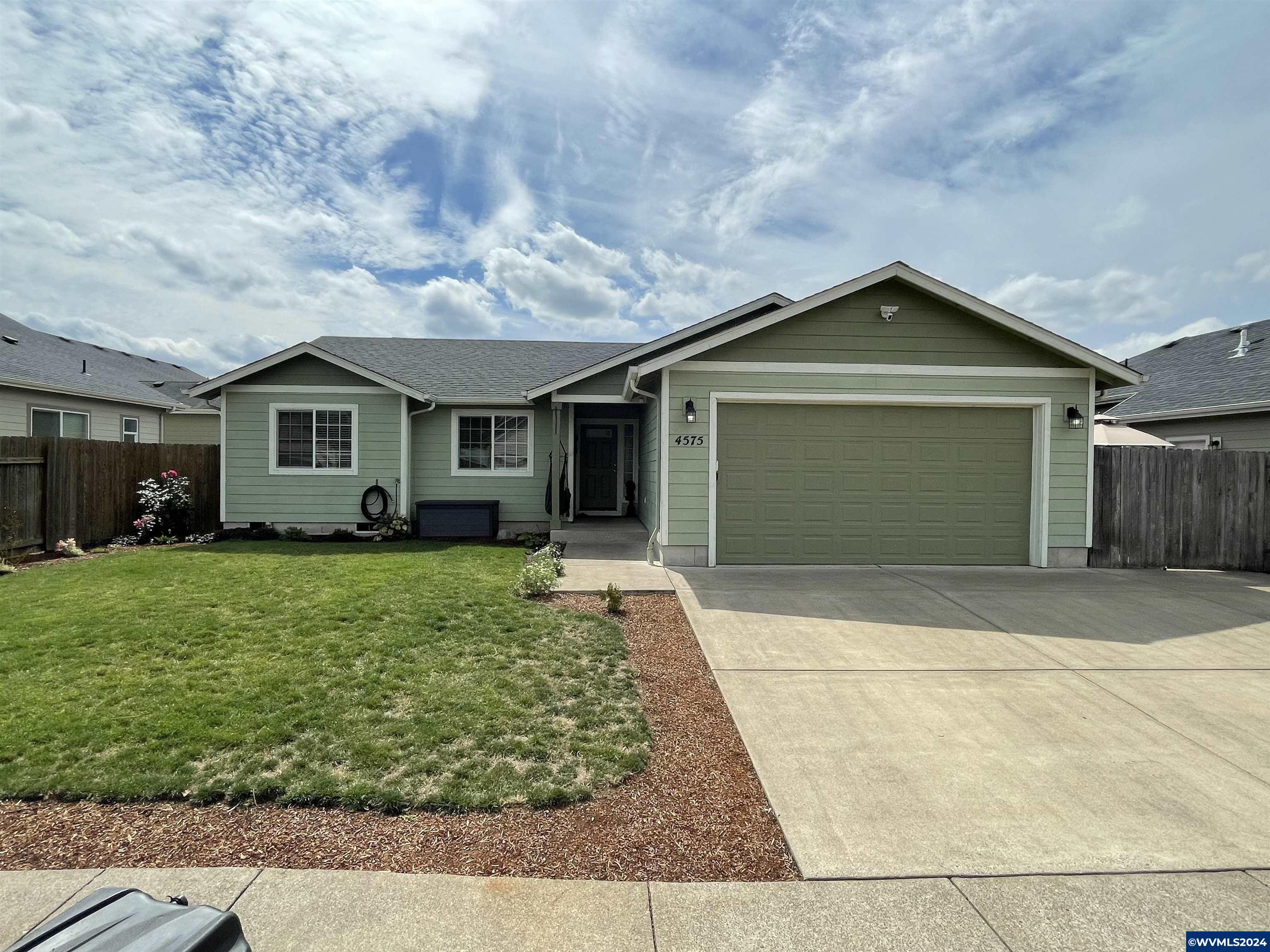 Manzanita St, Sweet Home, OR 97386