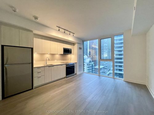 2004-357 King St W, Toronto, ON, M5V0S7 | Card Image