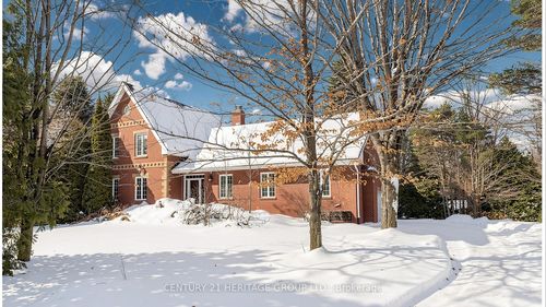 21455 Warden Ave, Queensville, ON, L0G1R0 | Card Image