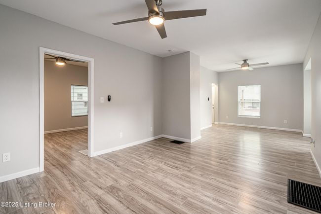 101 Saunders Ct, House other with 3 bedrooms, 2 bathrooms and null parking in Louisville KY | Image 11