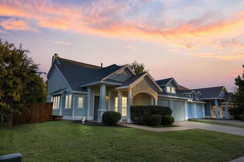 9857 Meadow Rue Dr, Mckinney, TX, 75072-2815 | Card Image