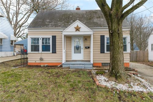 1167 Hilltop Dr, Akron, OH, 44310-1523 | Card Image