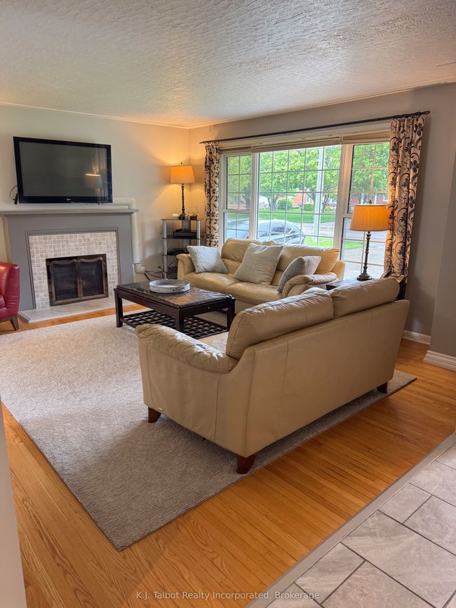 250 Catherine St, House other with 4 bedrooms, 2 bathrooms and 4 parking in Goderich ON | Image 8
