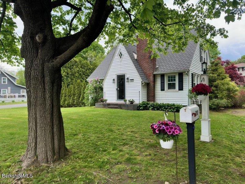 Cheshire Rd, Pittsfield, MA 01201