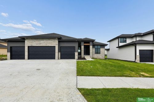 5708 N 195th St, Elkhorn, NE, 68022-5384 | Card Image