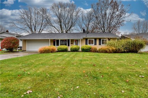 8278 Donald Drive, Mentor, OH, 44060 | Card Image