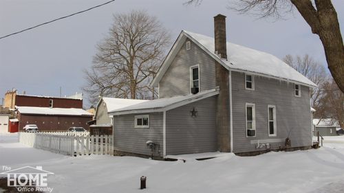 148 Cross St, Clarksville, MI, 48815-9620 | Card Image