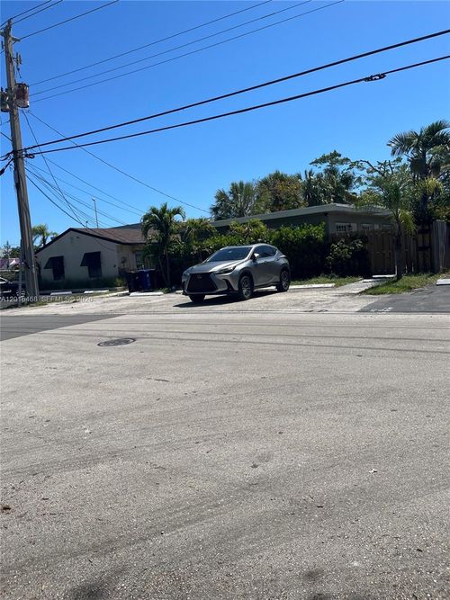 1-928 N Victoria Park Rd, Fort Lauderdale, FL, 33304 | Card Image