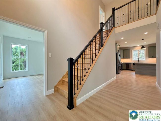 9858 Old 22, House other with 4 bedrooms, 4 bathrooms and null parking in Breinigsville PA | Image 5