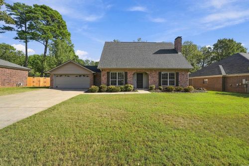 8 Winona Dr, Maumelle, AR, 72113 | Card Image