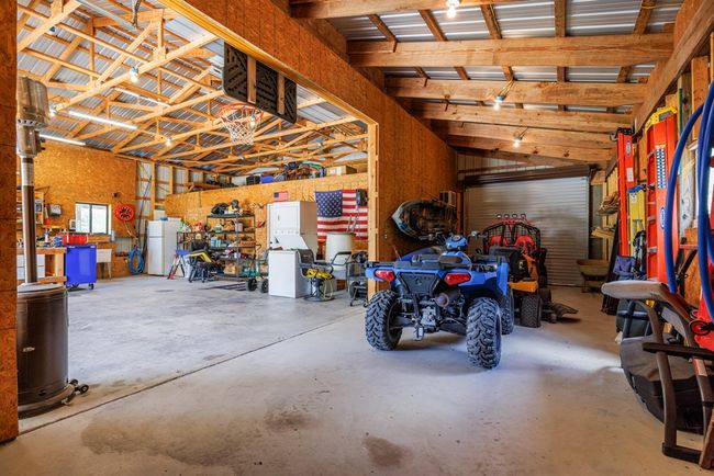 221 Coyote Trl, Home with 2 bedrooms, 2 bathrooms and 2 parking in Harper TX | Image 29
