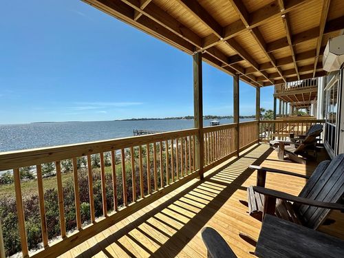 4050 G St, Cedar Key, FL, 32625-5098 | Card Image