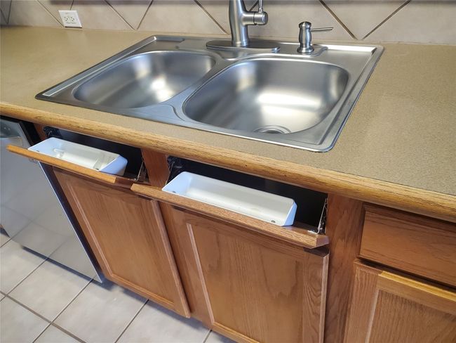 added storage for dishwashing items | Image 22