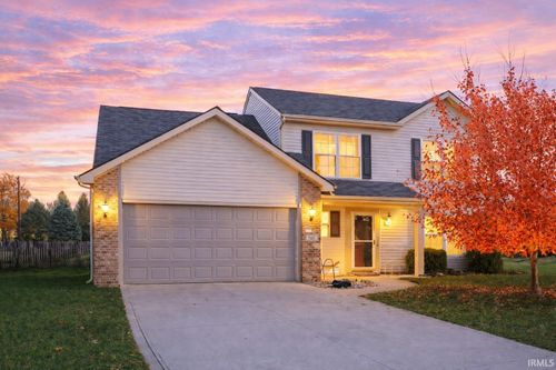 807 Larkwillow Ct, Huntertown, IN, 46748-9224 | Card Image