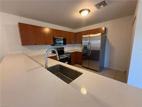 521 Orchard Park Dr, Clewiston, FL, 33440-4614 | Card Image