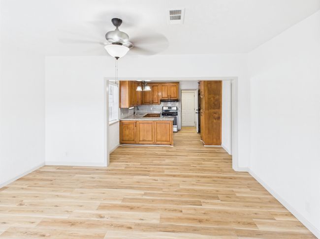 1832 19 Th St, House other with 2 bedrooms, 1 bathrooms and null parking in Port Arthur TX | Image 5