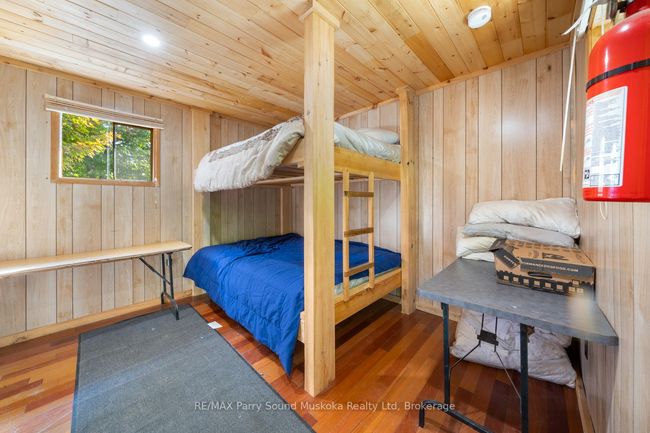 1099 Bunny Trail, House other with 6 bedrooms, 2 bathrooms and 10 parking in Dunchurch ON | Image 14