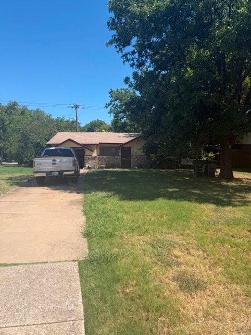 2701 Plaza St, Arlington, TX, 76010-2461 | Card Image