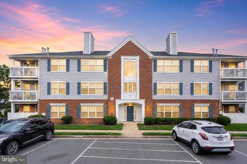 h-645 Constellation Sq Se, LEESBURG, VA, 20175-4087 | Card Image