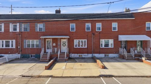 52 E 14th St, Bayonne, NJ, 07002-3524 | Card Image