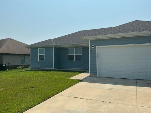 514 Mccurry St, Pleasant Hope, MO, 65725-9231 | Card Image