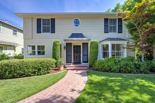 1217 Robertson Way, Sacramento, CA, 95818-3704 | Card Image