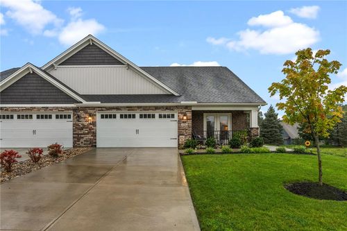 1904 Tipperary Dr, Middletown, OH, 45042 | Card Image