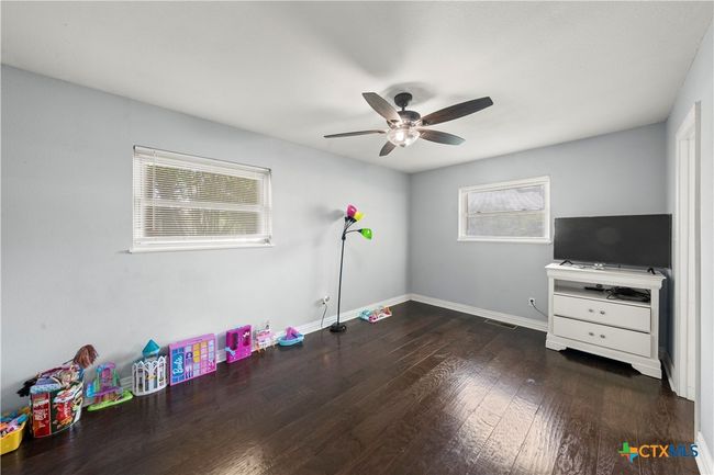 704 W 3 Rd St, House other with 3 bedrooms, 2 bathrooms and null parking in Eddy TX | Image 15