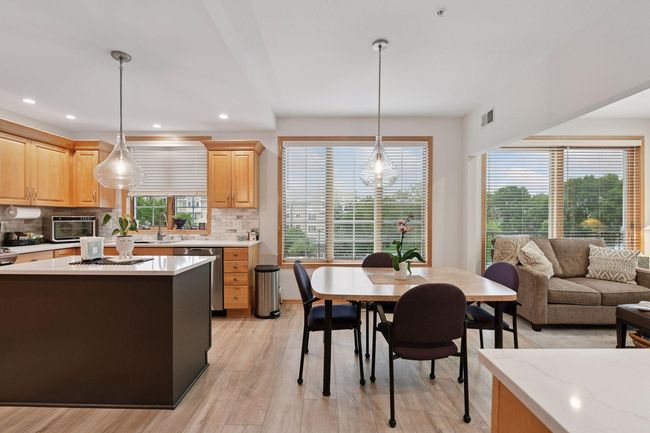 UNIT-301 - 11484 Fairfield Rd W, Condo with 2 bedrooms, 2 bathrooms and null parking in Minnetonka MN | Image 14