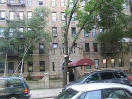 apt-c9-1802 Ocean Pkwy, Brooklyn, NY, 11223-3065 | Card Image