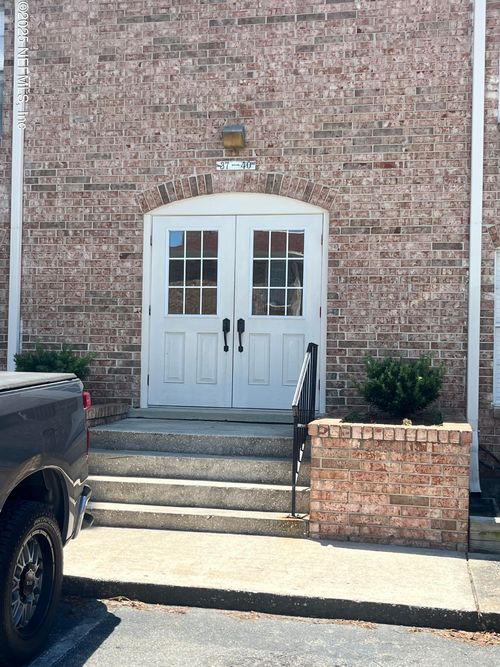 40-5201 Atlantic Blvd, Jacksonville, FL, 32207-2478 | Card Image