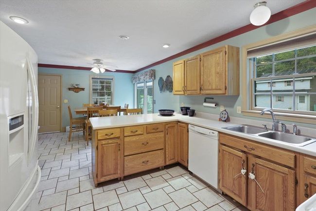 6 Valley View Dr, House other with 3 bedrooms, 3 bathrooms and null parking in Milton VT | Image 9