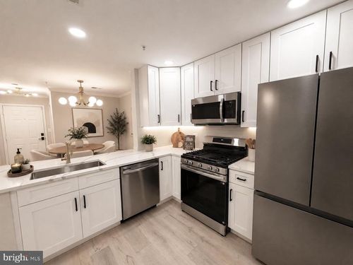 144p-144 Pasture Side Way, ROCKVILLE, MD, 20850-5959 | Card Image