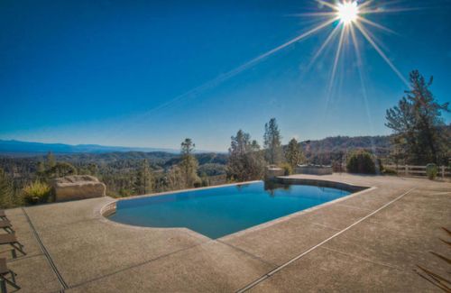 15151 Brunswick Dr, Shasta, CA, 96087-8007 | Card Image