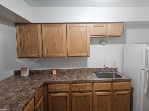 47110 Jefferson Ave, Chesterfield, MI, 48047-5138 | Card Image