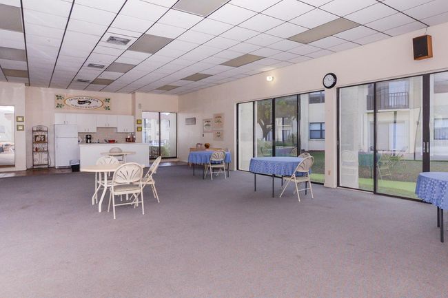 APT-2-202 - 2050 Oleander Blvd, Condo with 1 bedrooms, 2 bathrooms and null parking in Fort Pierce FL | Image 13
