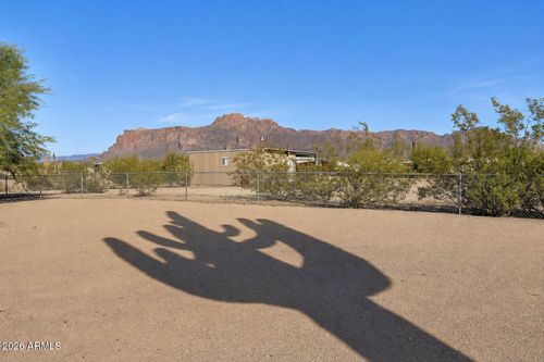 1823 S Hilton Rd, Apache Junction, AZ, 85119-8351 | Card Image