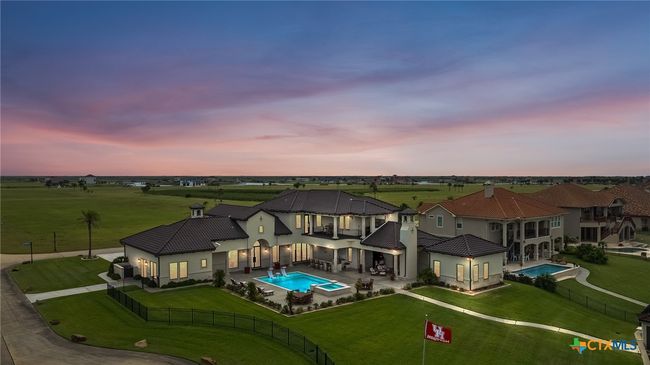 Poolside Evening Leisure Time | Image 46