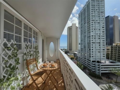 1204-2442 Kuhio Avenue, Honolulu, HI, 96815 | Card Image