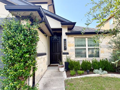 408 Wincliff Dr, Buda, TX, 78610-3477 | Card Image