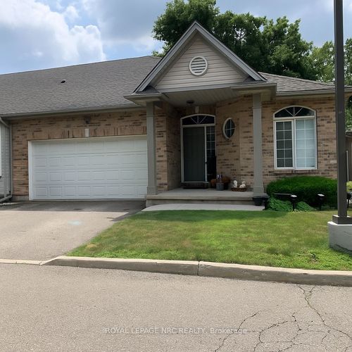 18-5200 Dorchester Rd, Niagara Falls, ON, L2E7M6 | Card Image