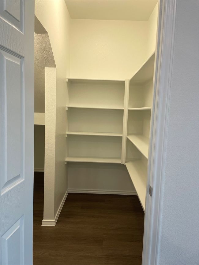 View of pantry | Image 6