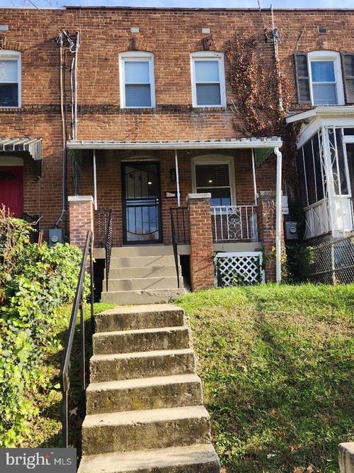 2330 14th Pl Se, WASHINGTON, DC, 20020-4401 | Card Image