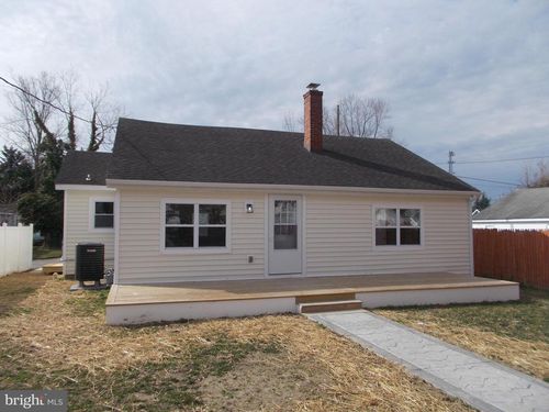 618 South St, EASTON, MD, 21601-3810 | Card Image
