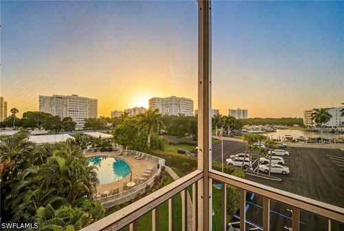 410-5 Bluebill Ave, NAPLES, FL, 34108-1718 | Card Image