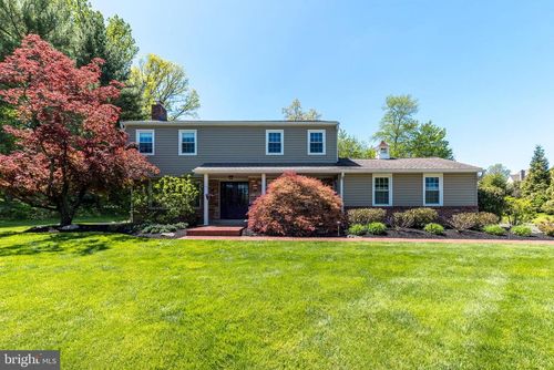564 Derwin Dr, Blue Bell, PA, 19422-1606 | Card Image